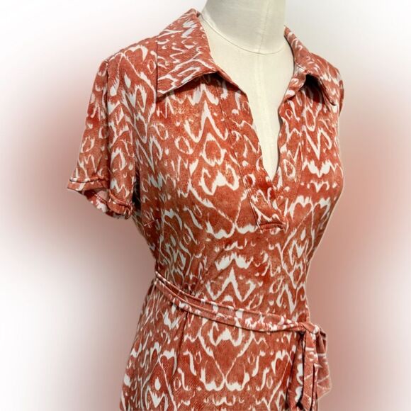 Mlle Gabrielle" Stylish Orange and White Patterned Dress, Size Small - Picture 2 of 7